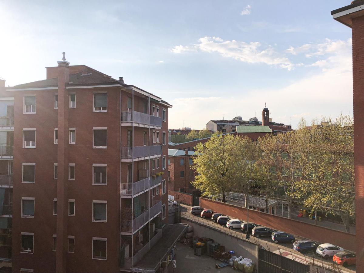 Accogliente Camera A Milano エクステリア 写真